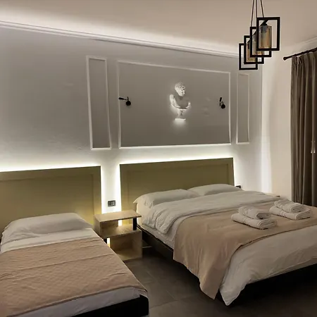 Denny's Center Apartment Tirana