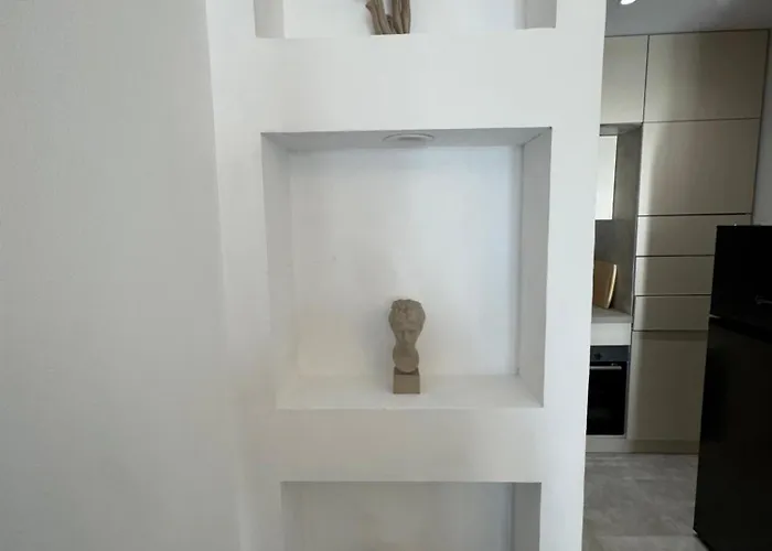 Dennys Center Apartament Tirana