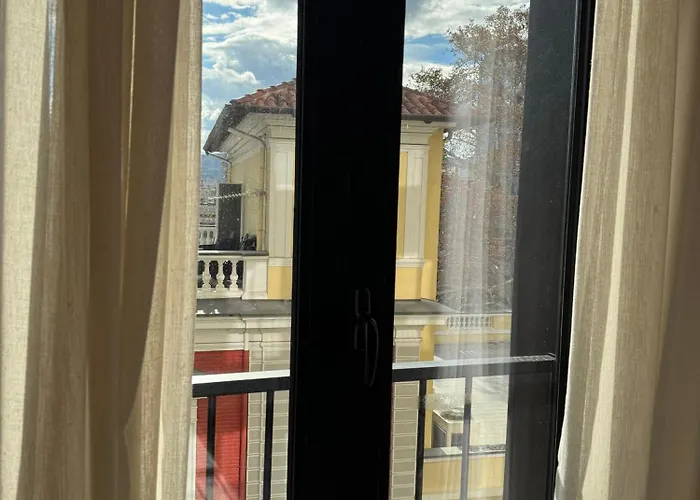 Apartament Dennys Center